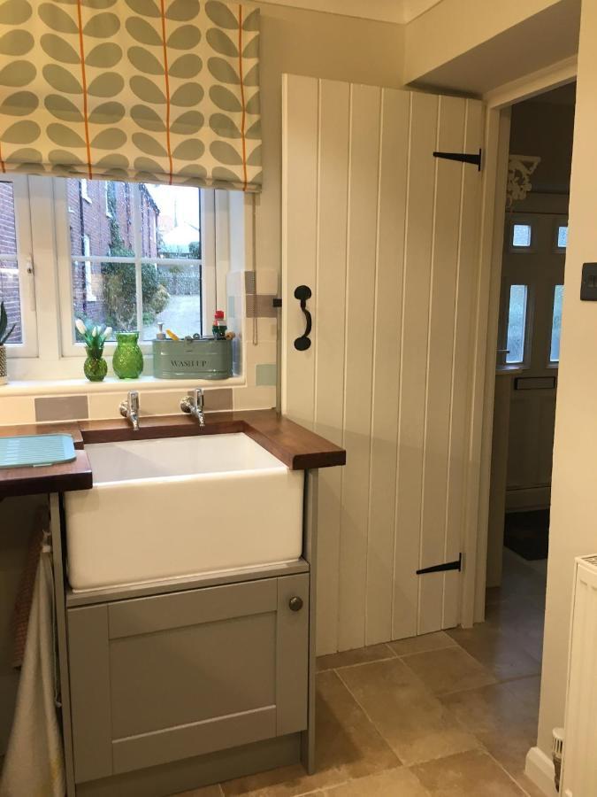 9 Melinda Cottage Кромер Экстерьер фото